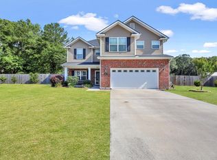 208 Maggie Ln, Allenhurst, GA 31301