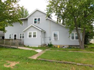 328 S Peightel St, Seymour, MO 65746