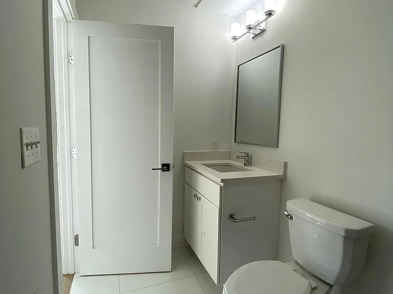 5301 Connecticut Ave NW #202 — Photo 12