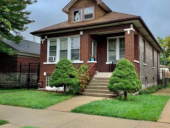 3rd image of 3244 S Komensky Ave
