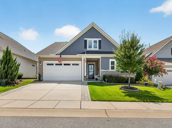 144 Warm Wind Dr, Clayton, NC 27527