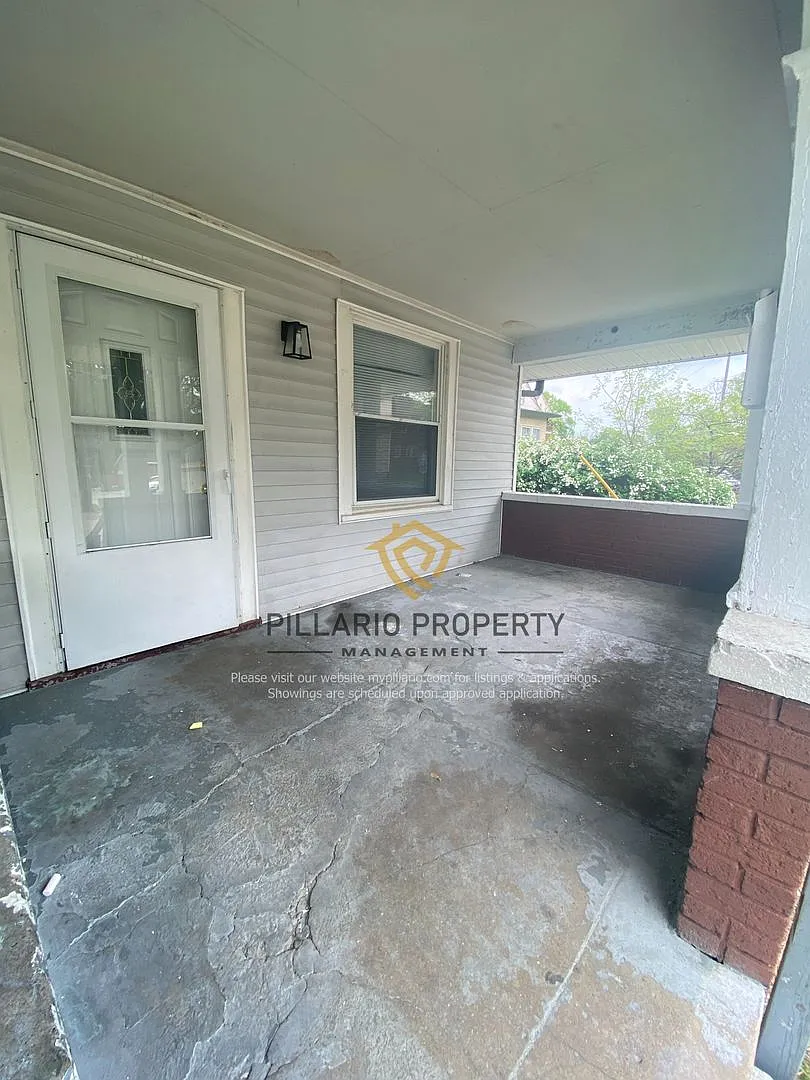 916-918 Fairfield — Photo 3