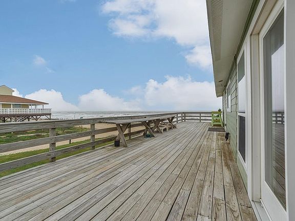 4th image of 12802 Bermuda Beach Dr