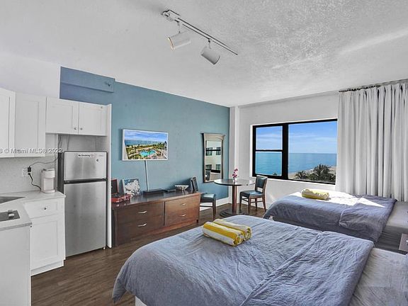 3rd image of 6345 Collins Ave #8