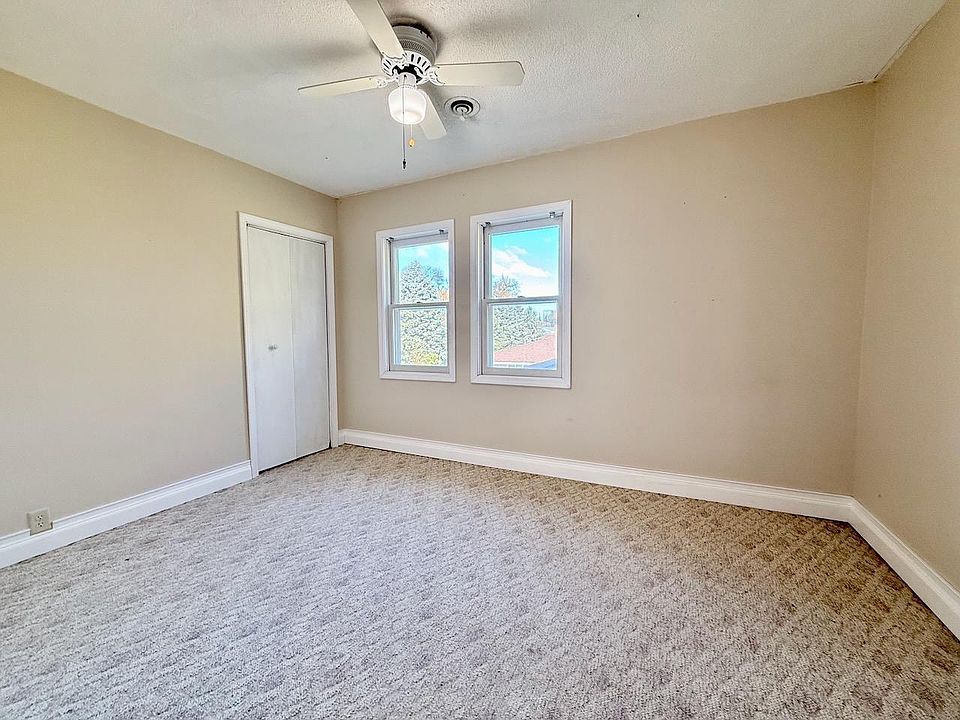 24th image of 606 Minnesota Ave