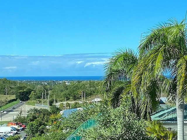 VISTA DEL MAR LUXURY Barrio Arenales Road 110 #C 201 — Photo 3
