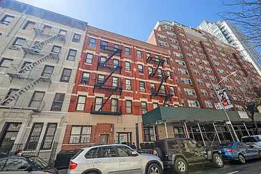 Rented by Cooper & Cooper Real Estate