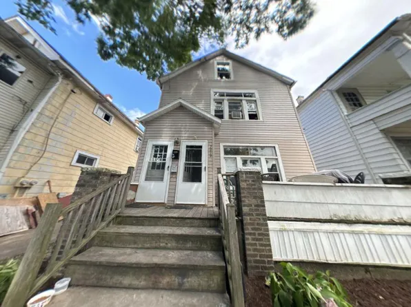 2219 Wallace St, Erie, PA 16503