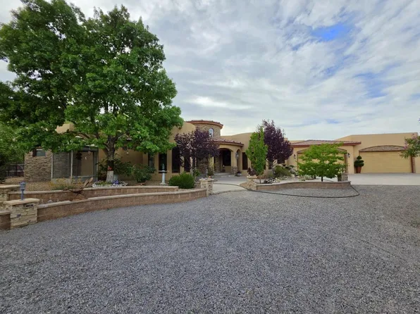 2 Caliente De Sol, Corrales, NM 87048
