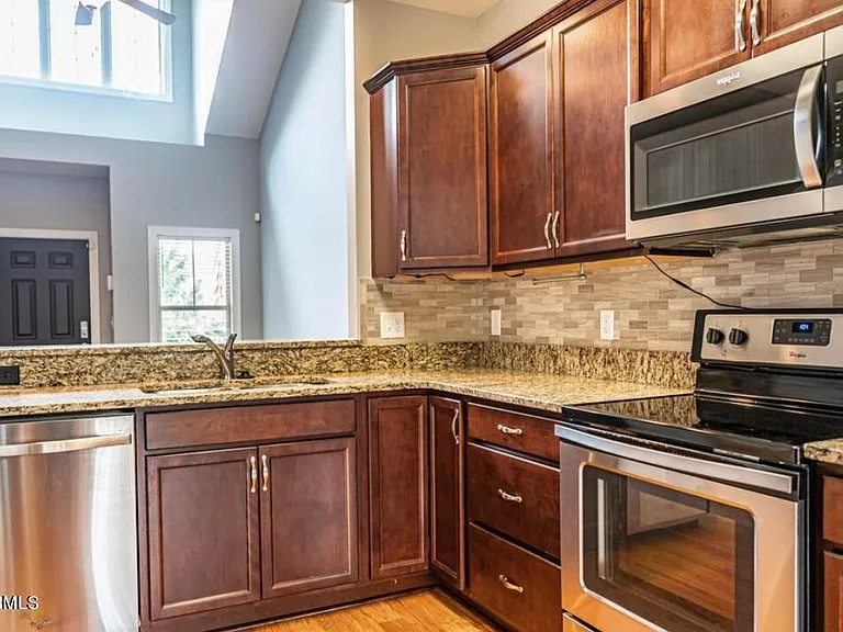14 Cypress Cir — Photo 8