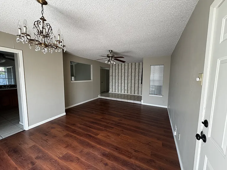 125 Sunnydale — Photo 4