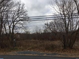 Riverside Dr, Bethlehem, PA 18015