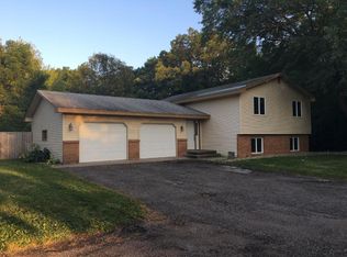 19719 Ulysses St NW, Elk River, MN 55330