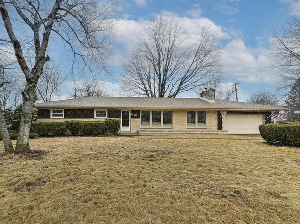 4434 West Calumet ROAD, Brown Deer, WI 53223