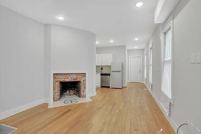 250 Sisson Ave #2 — Photo 13