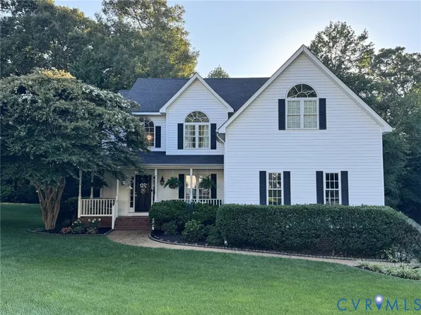 1312 Lomond Dr, Midlothian, VA 23114
