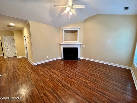 5th image of 2209 Brookville Drive #B