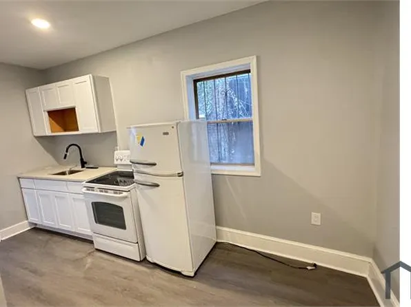 6017 Chestnut St, Philadelphia, PA