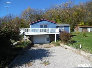 1632 468th Ave, Clinton, IA 52732