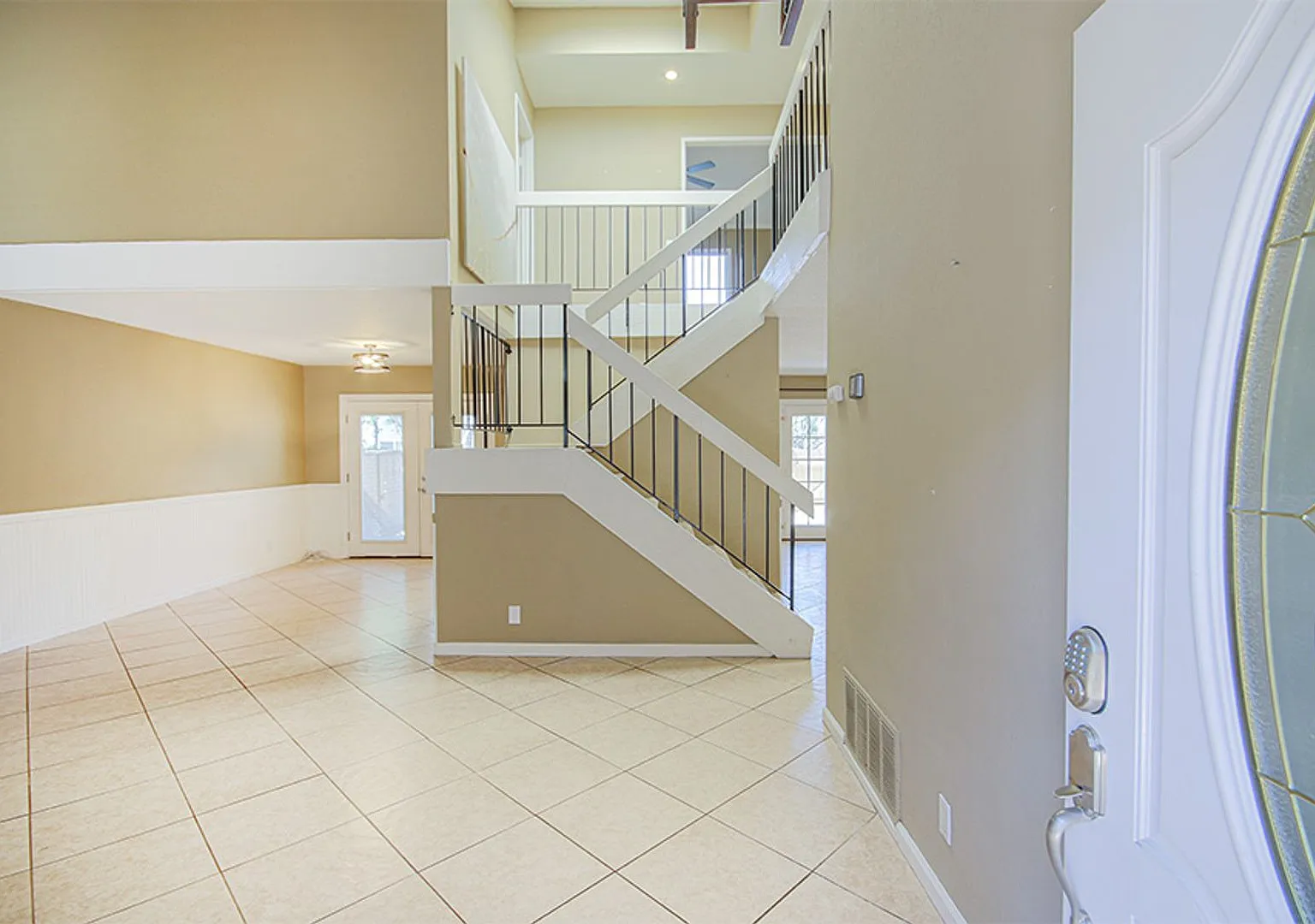 A Gem in Emerald Glen! — Photo 4