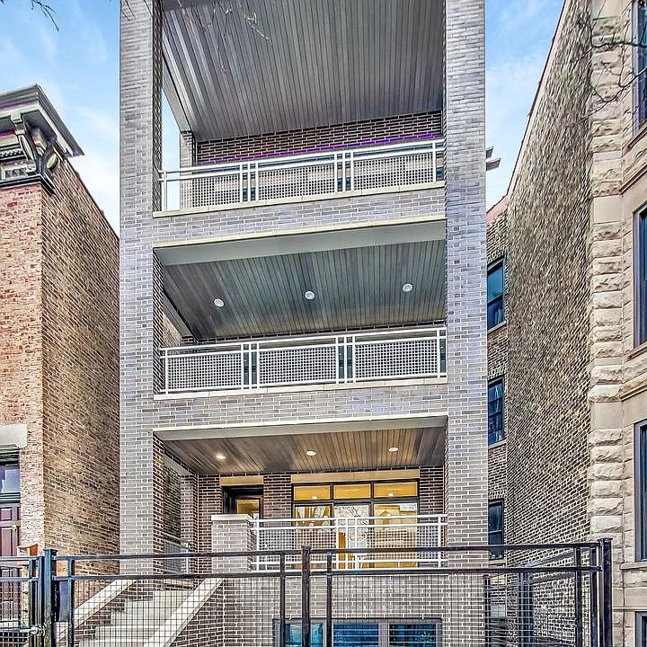 1st image of 1040 S Oakley Ave #2