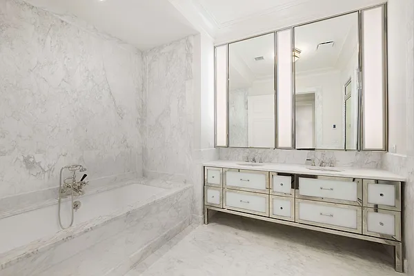 Rented by Manhattan Miami Real Estate | media 47