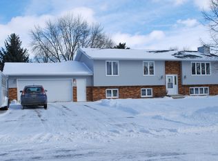 3714 12th Street South, Fargo, ND 58104