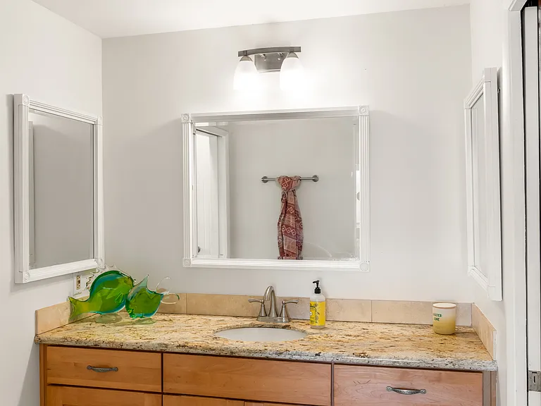 216 Keoni Pl — Photo 13