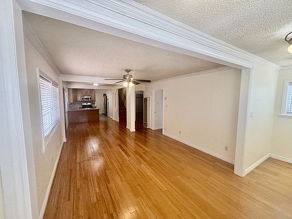 5th image of 3107 82nd Ave