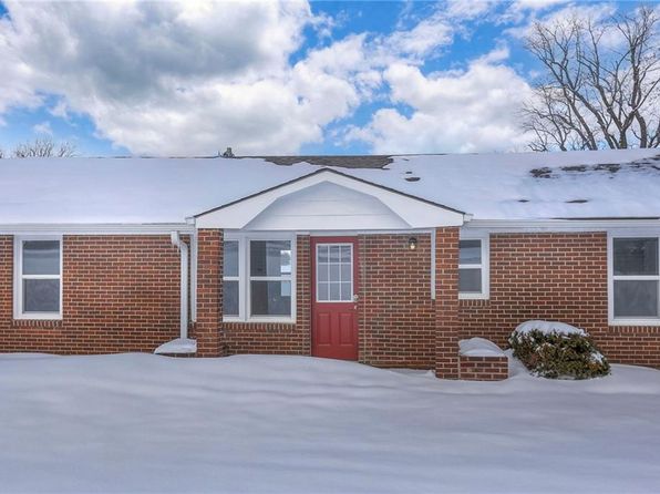 1129 NW Us Highway 50 Hwy, Centerview, MO 64019