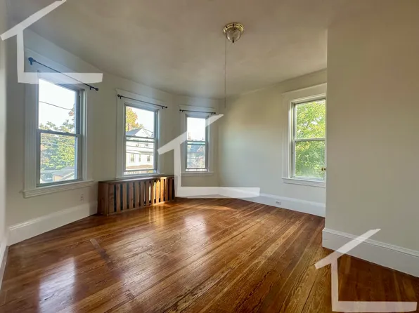 77 Fairbanks St #3, Brighton, MA 02135