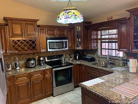 1st image of 4981 SW 146th Ave