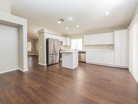 4th image of 5508 Morningcross St