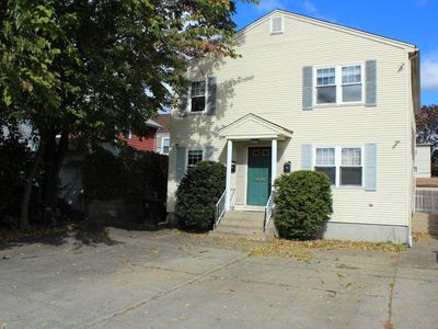 101 Sterling St, Pawtucket, RI, 02860