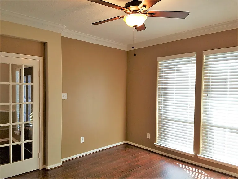 2103 Blue Water Bay Dr — Photo 9