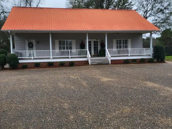 615 Cahaba Rd, Selma, AL 36701