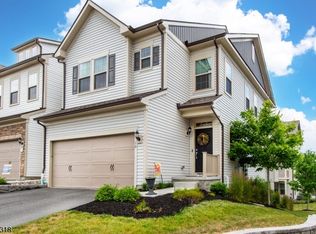 10 Goldenrod Dr, Warren, NJ 07059