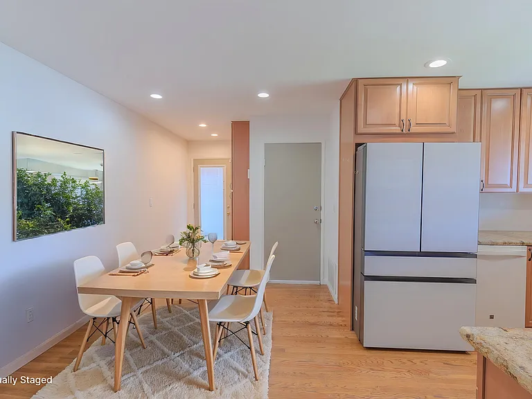 6944 Cedar Ln — Photo 3