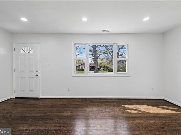 2nd image of 16206 Ashbox Rd