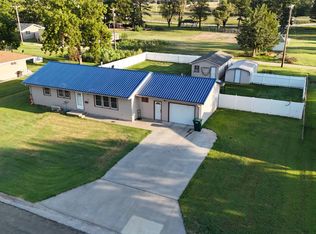 609 Delaware St, Downs, KS 67437