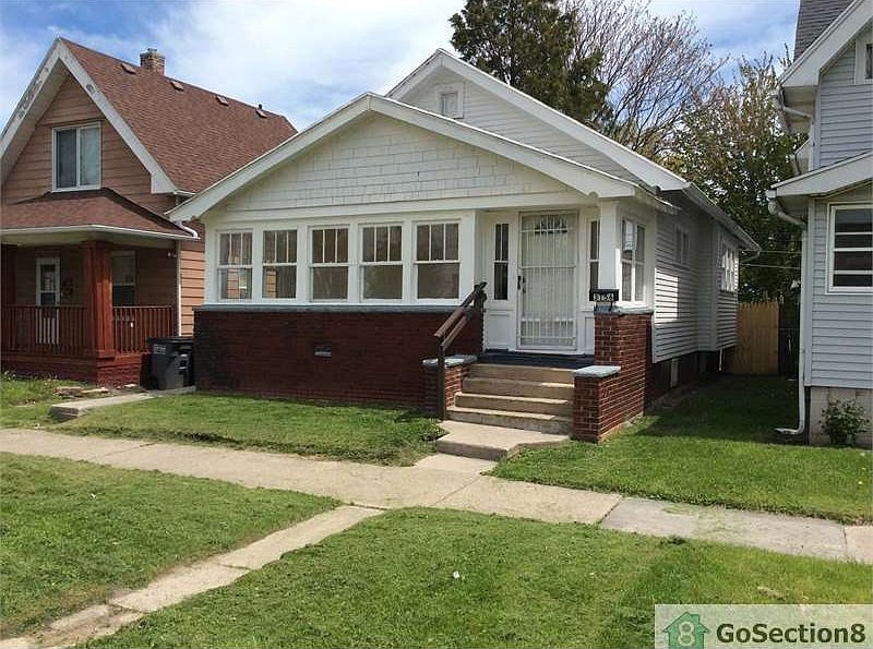1st image of 3156 Stickney Ave