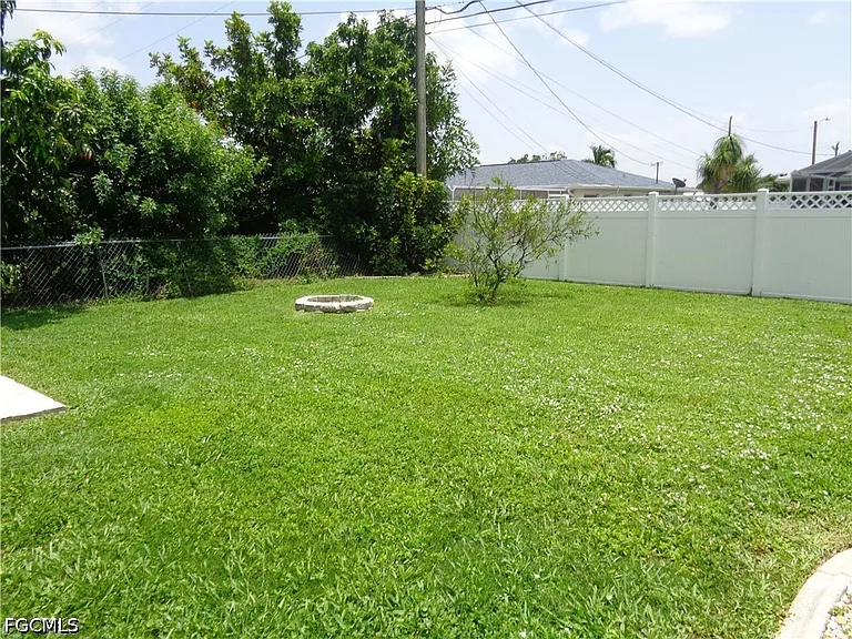 1320 SE 25th Ln — Photo 23