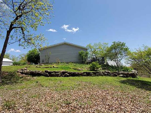 2nd image of 209 Shrub Dr