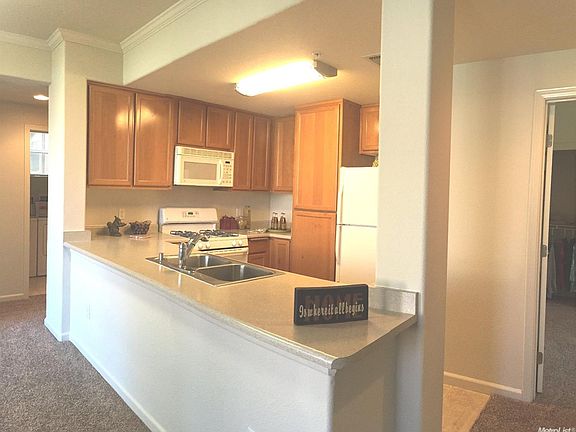 3rd image of 5201 Laguna Oaks Dr Unit 93
