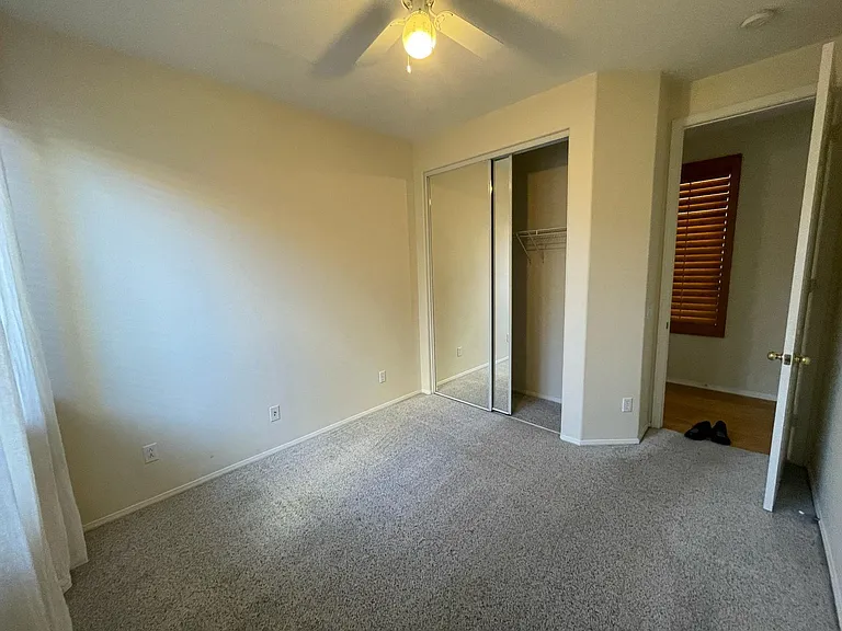 1863 Almagro Ln — Photo 13