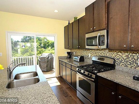 3rd image of 22450 Glenbow Way