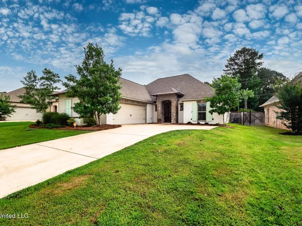 204 Grace Dr, Flowood, MS 39232