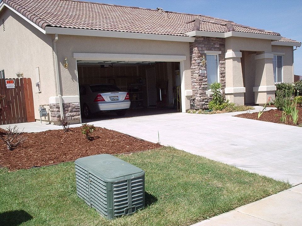 555-Front side view 2 car garage