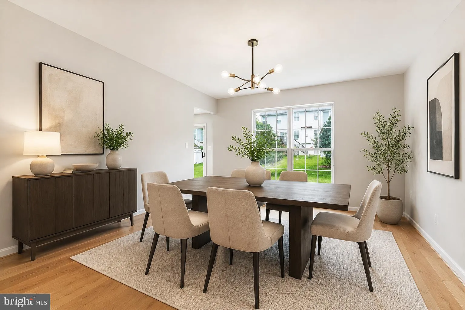 4 bed, 3.5 bath, 3108 sqft, $4,700 — Photo 4