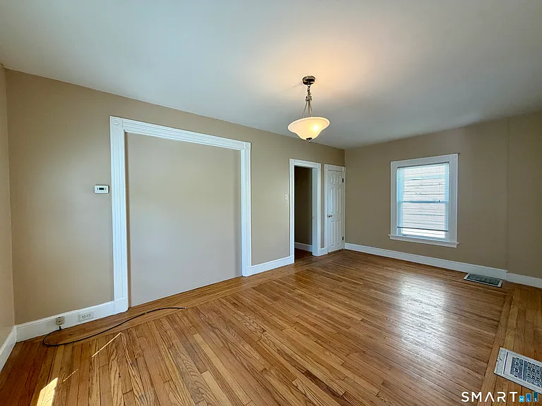 11 Hine St — Photo 7